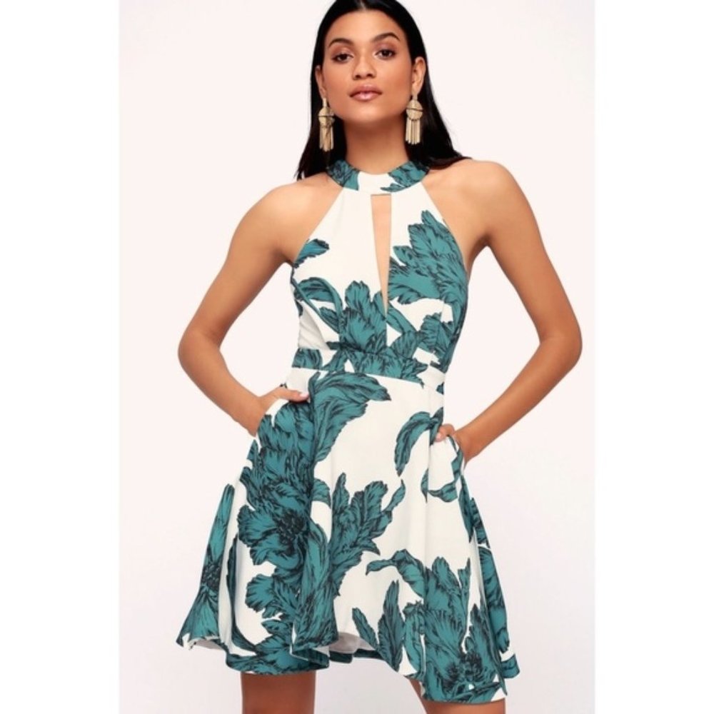 NWT C/MEO X Lulus Witness Leaf Print Skater Dress